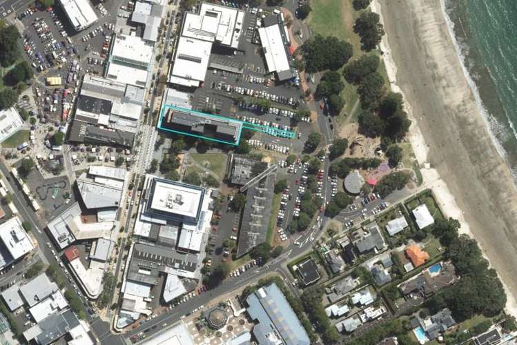 Ground Floor/51 Hurstmere Road Takapuna_9
