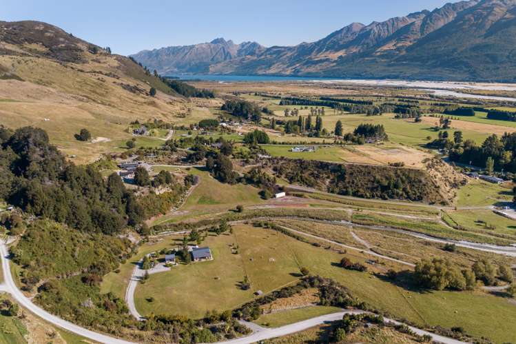 54 Xenicus Rise Glenorchy_5