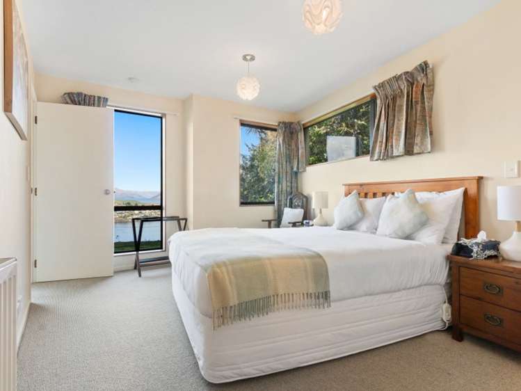 12 Goldleaf Hill Queenstown_7