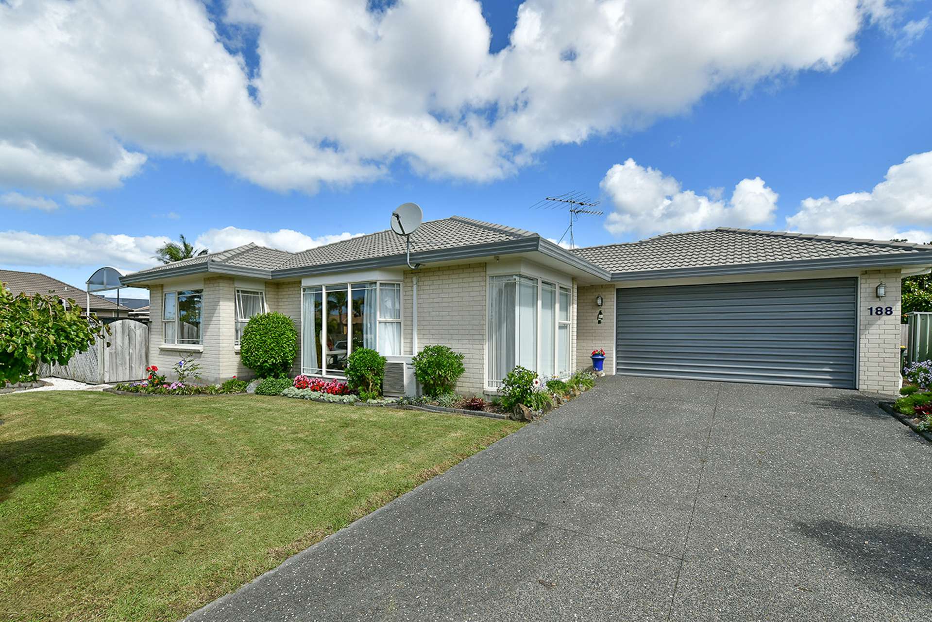 188 Lakeside Drive Orewa_0