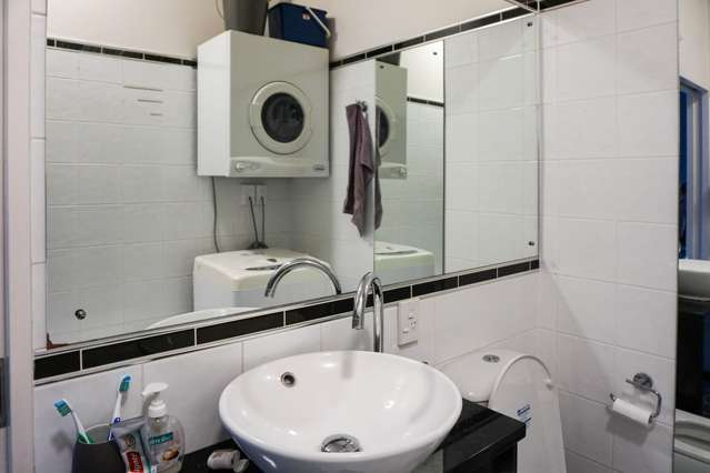 1/3 View Street Dunedin Central_4