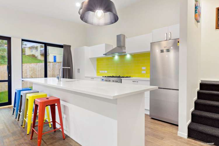 26 Arataki Views Way Glen Eden_9