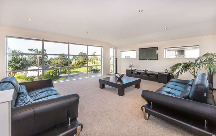 10 Palm View Terrace Gulf Harbour_2