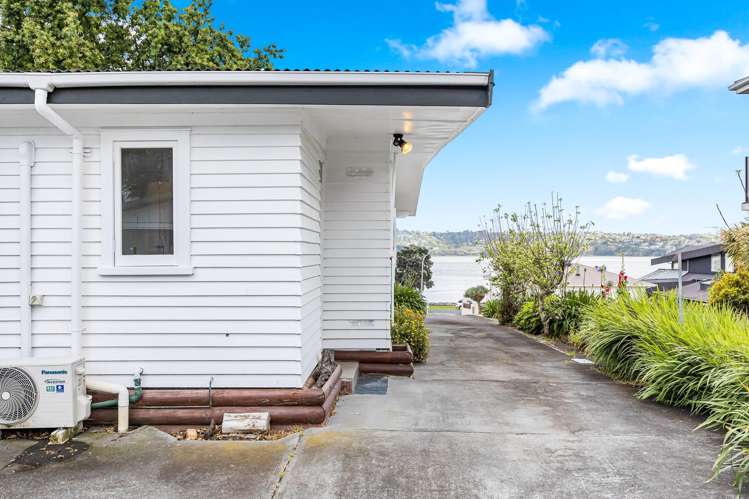 2/42 Kiwi Esplanade Mangere Bridge_18