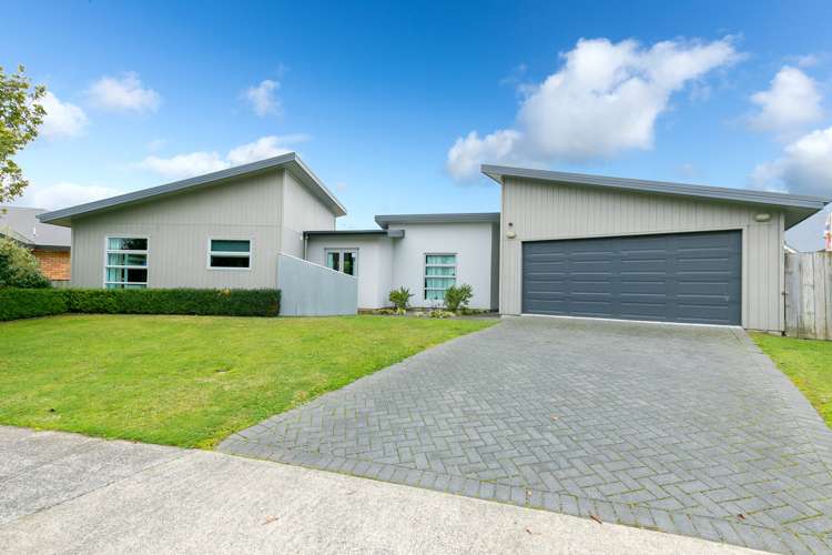 4 Kirk Close Rototuna_0