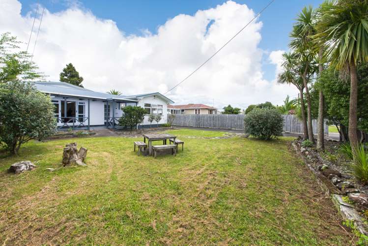 65 Wharf Road Te Atatu Peninsula_32