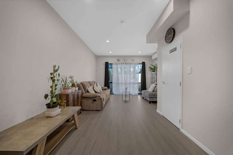 5/53 Archibald Road Kelston_18