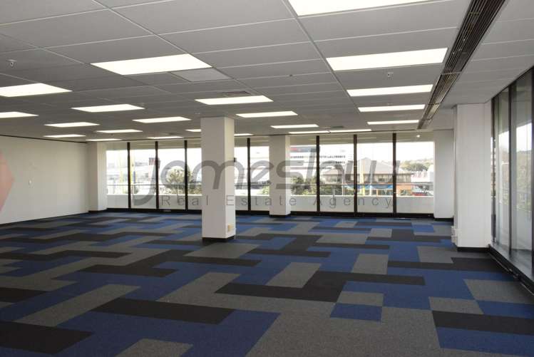 2/2 Osterley Way City Centre_2