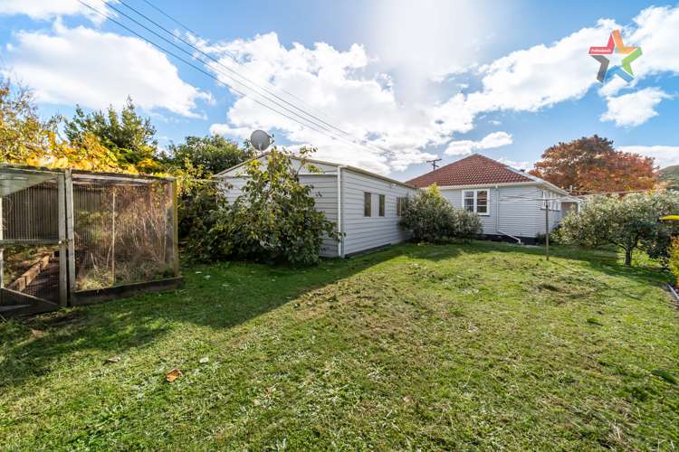57 Chapman Crescent Naenae_21