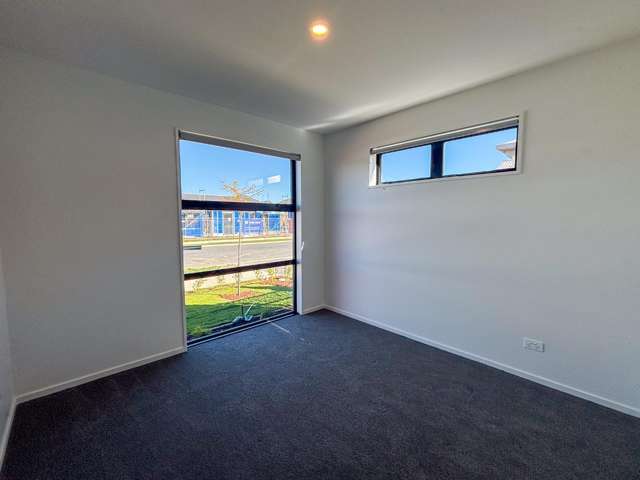 17 Estival Drive 11103_4