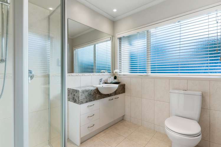 16 Araminta Place Beachlands_17