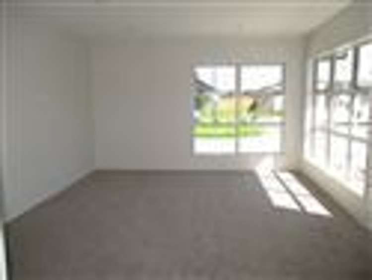 21 Andalusian Way Karaka_5