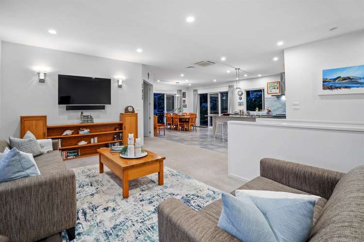 12 Hawaiian Parade Arkles Bay_8