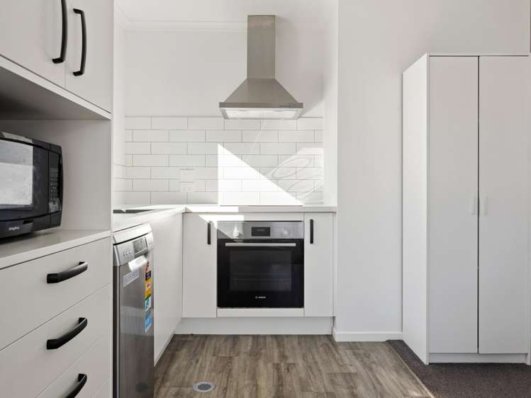 1/4 Searancke Place_2