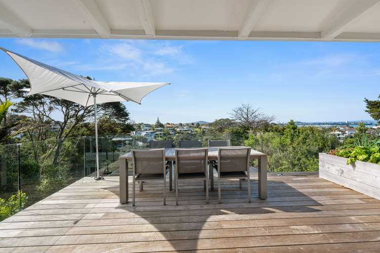 32 Seaview Avenue Northcote_12