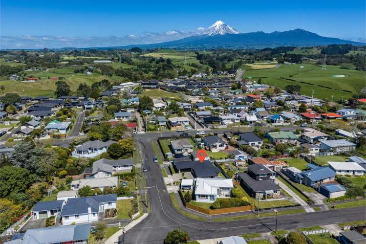 19 Hurdon Street New Plymouth_35