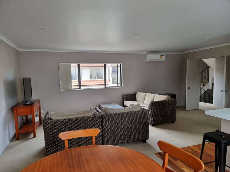 25B Mount Smart Road Royal Oak_15