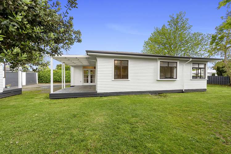 94 Naylor Street Hamilton East_18