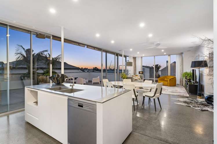 8 Yarborough Street Saint Marys Bay_10