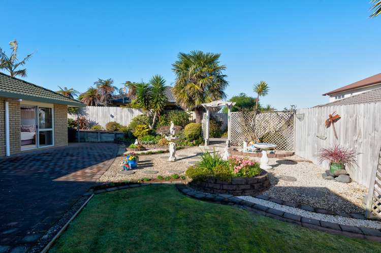 44 Stewart Gibson Place Manurewa_17