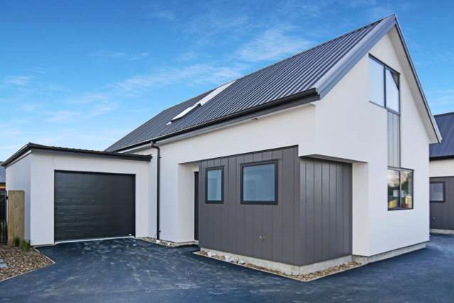 Move In End of July - A True Avonhead Gem!