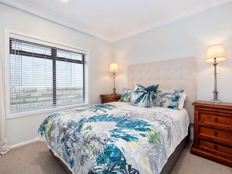 157 Marine Parade Mt Maunganui_21