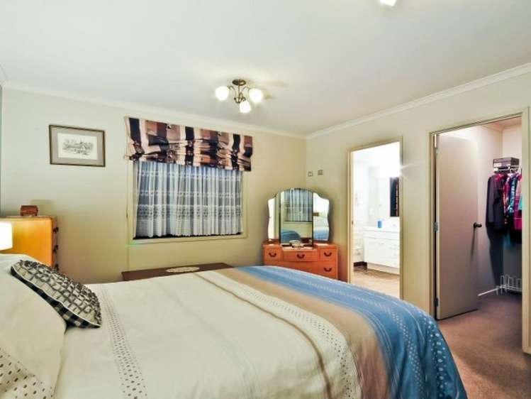 1 Belgrave Court Huntington_13