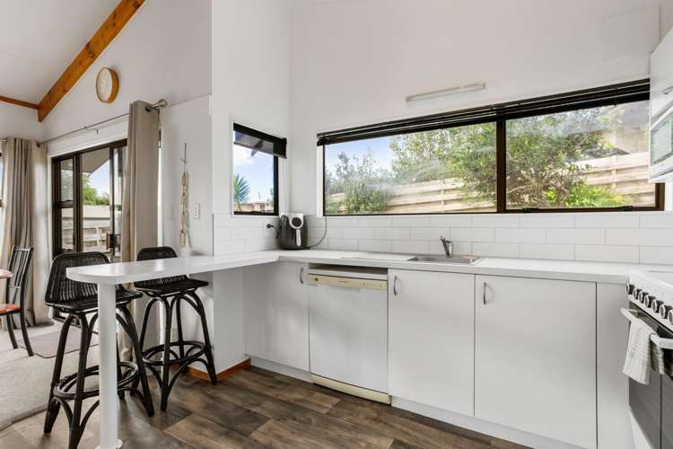 218 The Drive Whangamata_10