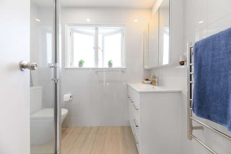 52 Don Buck Road Massey_11