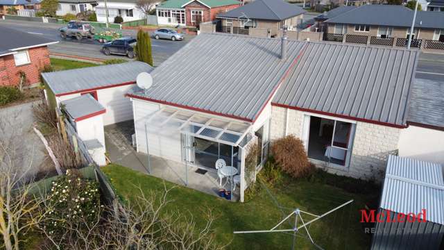 2/149 Victoria Street Ashburton_1