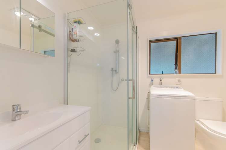 66 Churchill Road Cockle Bay_17