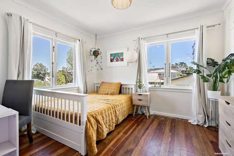 19 Tahi Terrace Glen Eden_9