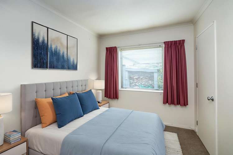 2 Joan Allen Lane Masterton_9