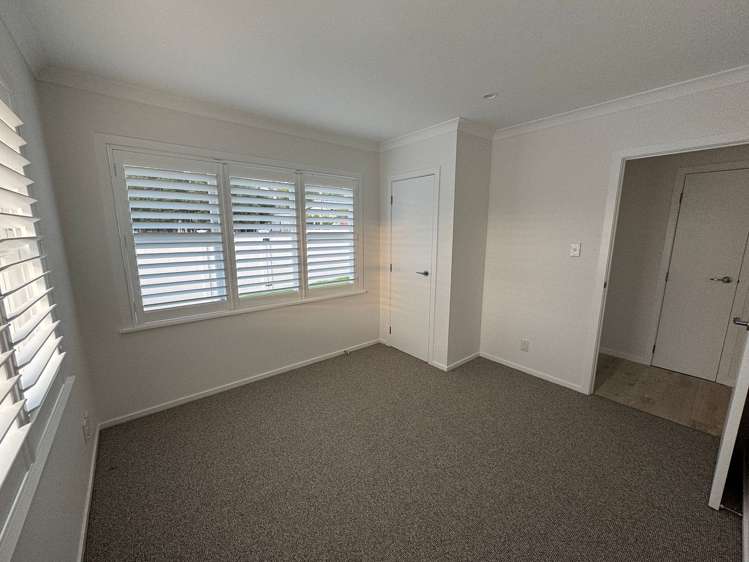 117 Vodanovich Road Te Atatu South_16