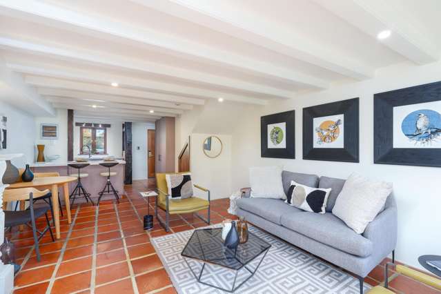 Unit 204, 4/3 Quiet Woman Way Monaco_1