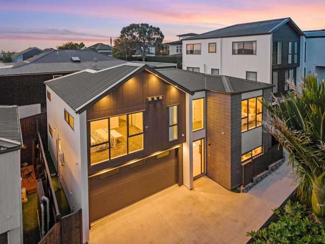 88B Norman Lesser Drive St Johns_1