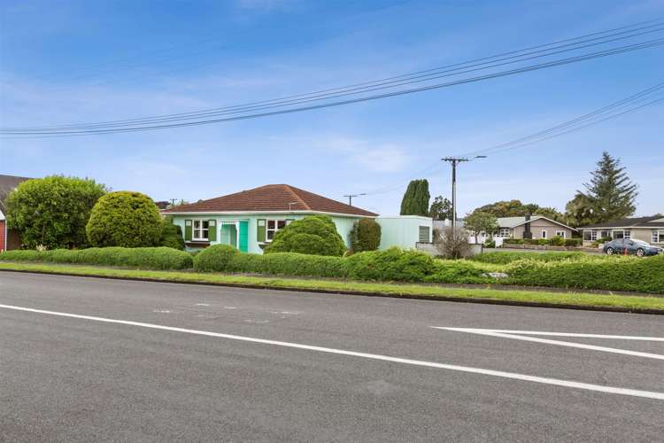 10 Tukapa Street Westown_19