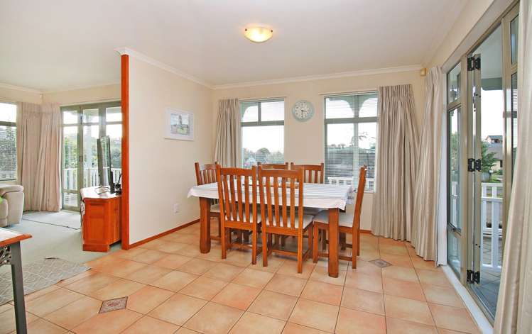 2 Thornlea Drive Welcome Bay_10