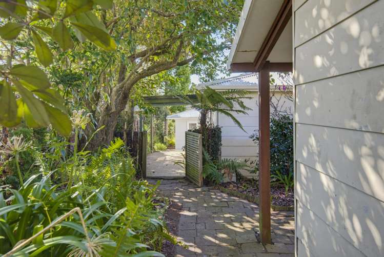 23 Tui Road Raumati Beach_26