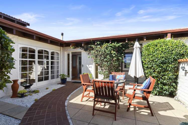 18 Meachen Terrace_2