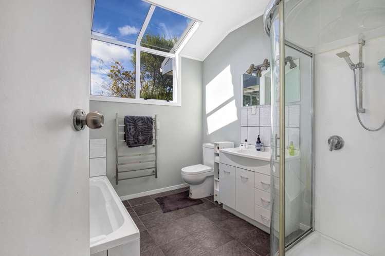 97 Gear Road Te Horo_23