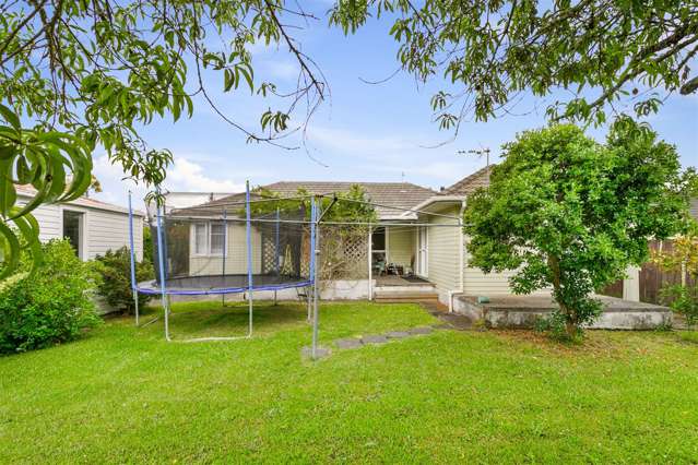 24 Te Kanawa Crescent Henderson_3