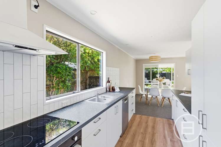 11 Moyna Avenue Dallington_5