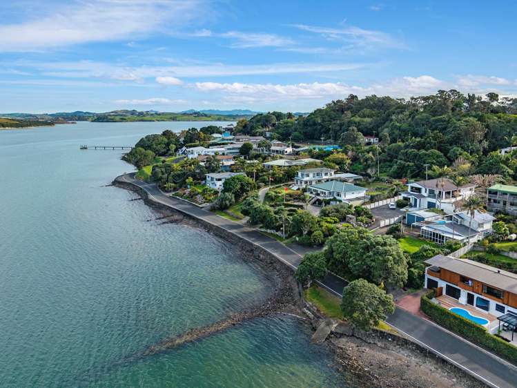 152 Beach Road Onerahi_7