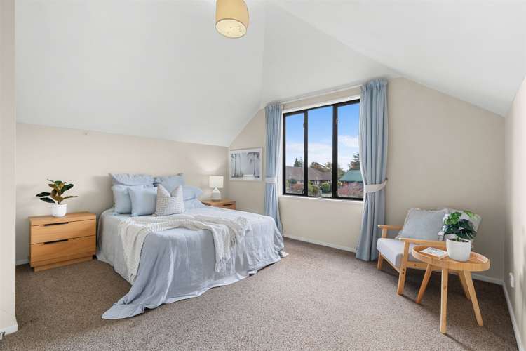 1/8 Cottesmore Close Burnside_9