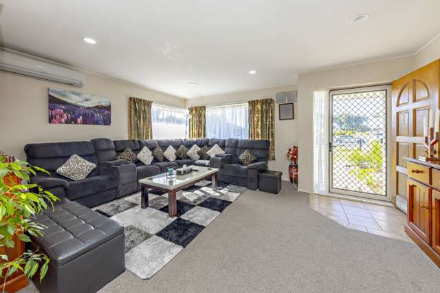 32 Berwyn Avenue Takanini_4