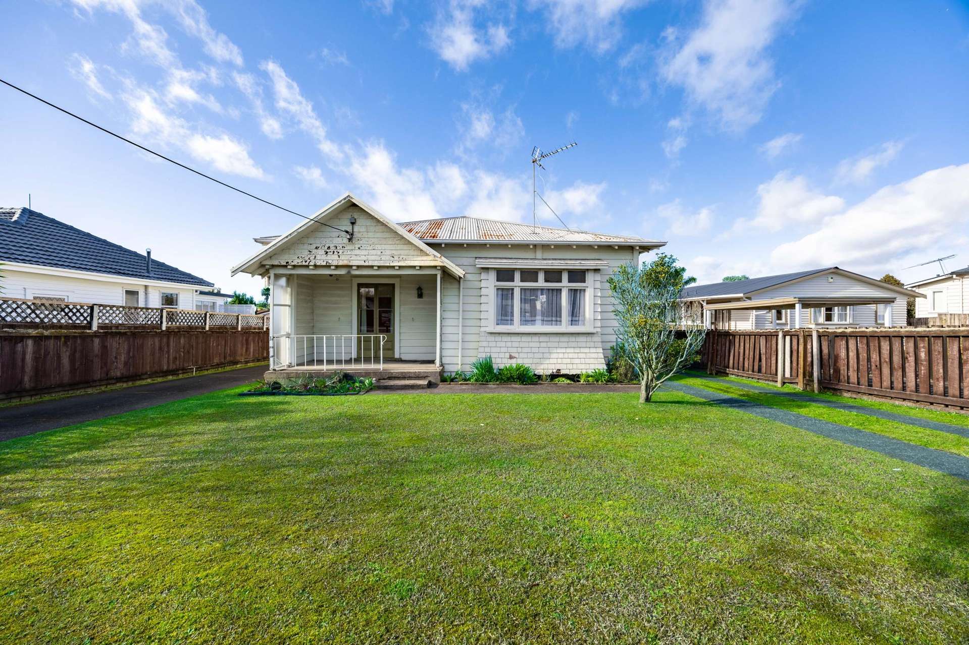 46 Titirangi Road New Lynn_0