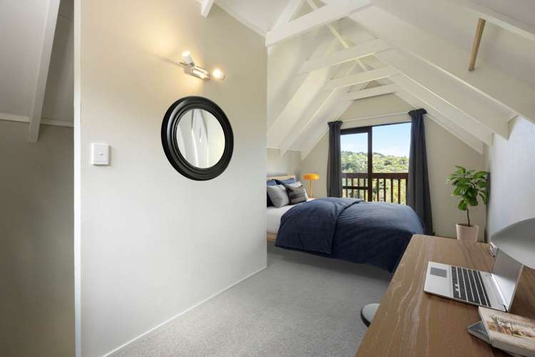 1111 Huia Road Huia_6