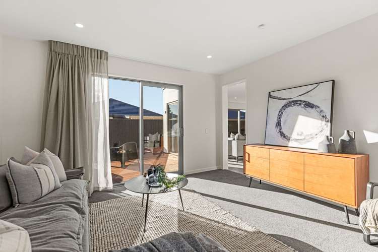 24 Greystone Close_3