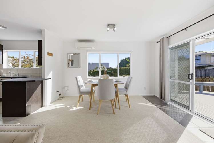 2/8 Chalmers Street_4